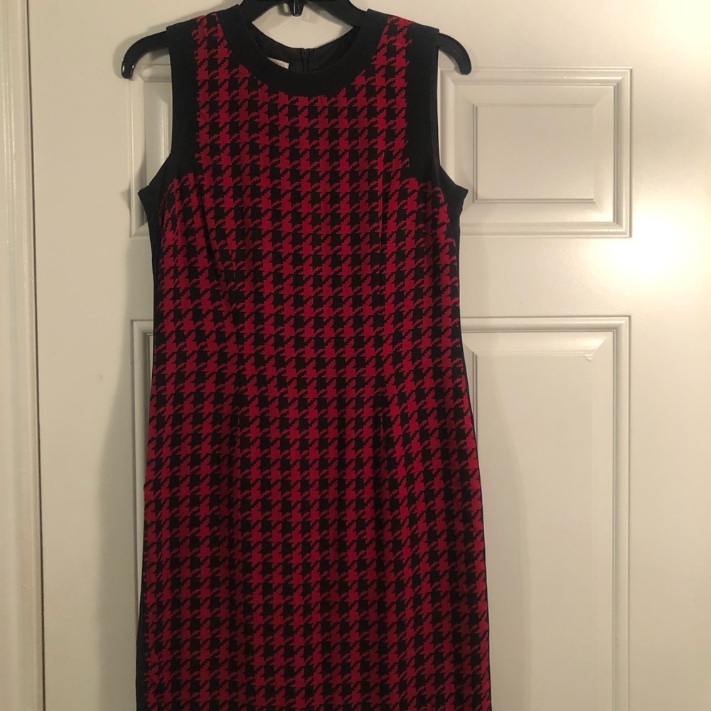 Red & black fully lined Houndstooth print dress